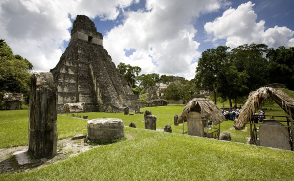 Presentan nuevas rutas aéreas para la región maya